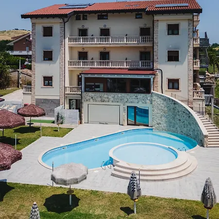 Halanus Hotel And Resort-3